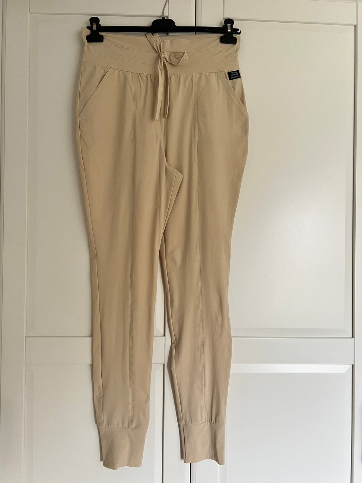 Studio anneloes franka 3.0 limited edition broek M zandkleur, Maat 38/40 (M), Beige, Ophalen of Verzenden, Zo goed als nieuw