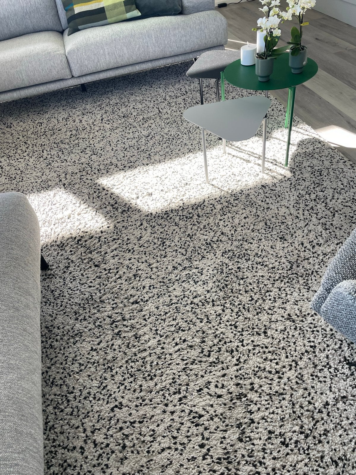 2x IKEA Vindum vloerkleed grijs/wit/zwart (lichte gebruikers, Ophalen, Gebruikt, 200 cm of meer, Grijs