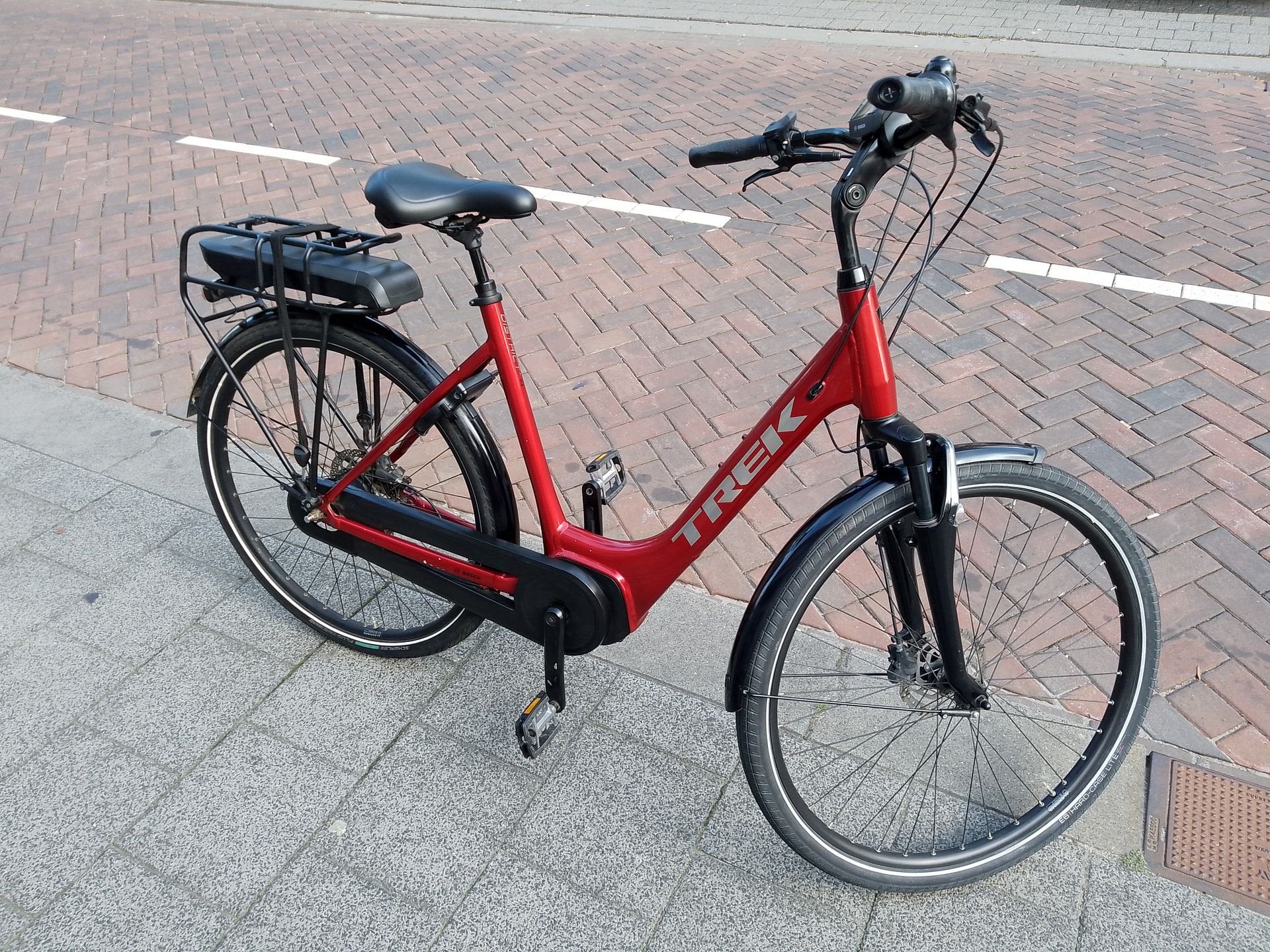 Trek District+4 d55 elektrische damesfiets Bosch middenmotor, Overige merken, Gebruikt, -, -