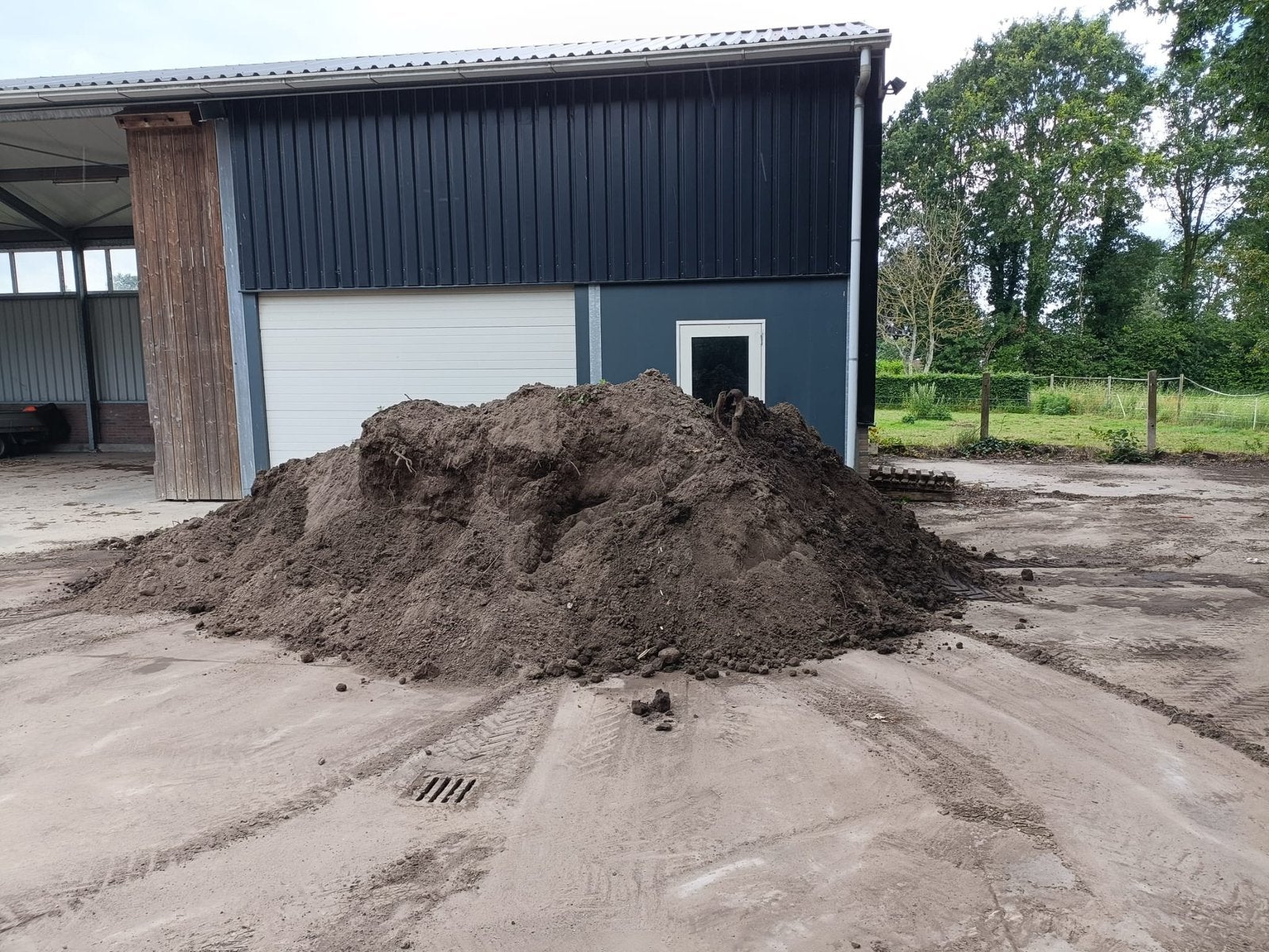 Gratis zwarte grond, Ophalen, Compost