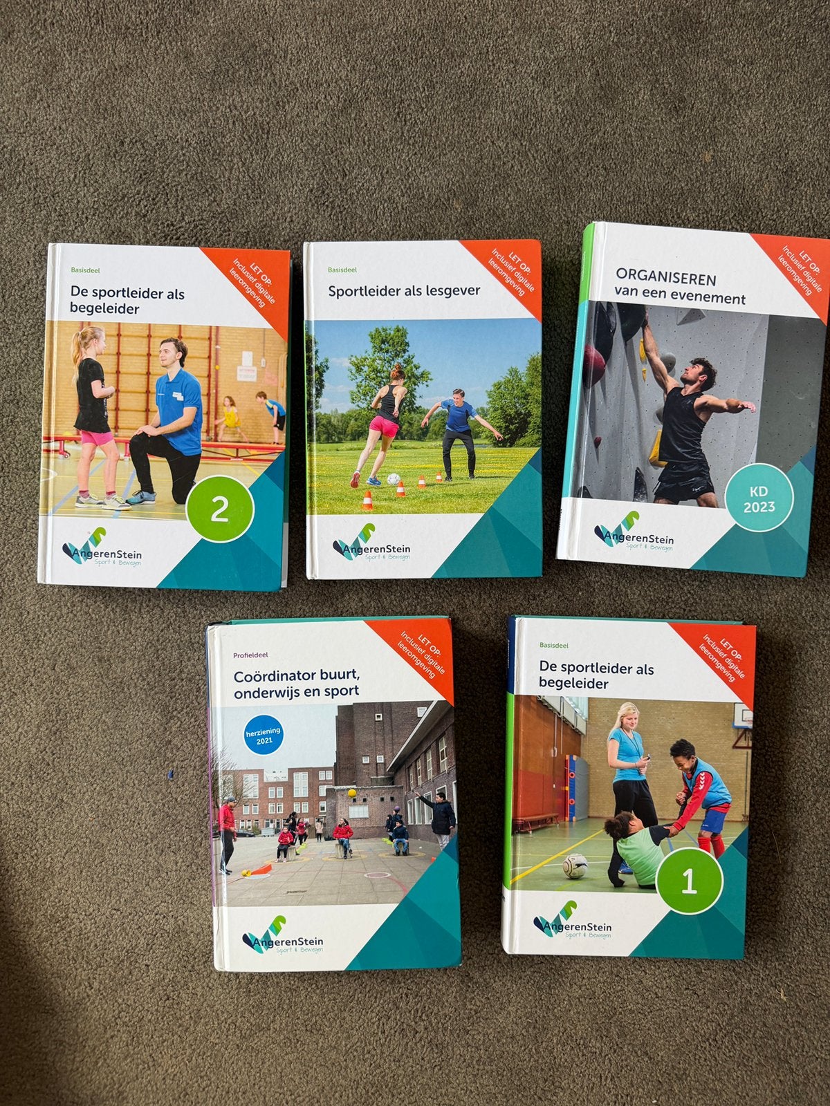 Sport en bewegen boeken, Boeken, Ophalen of Verzenden, Zo goed als nieuw, Overige niveaus