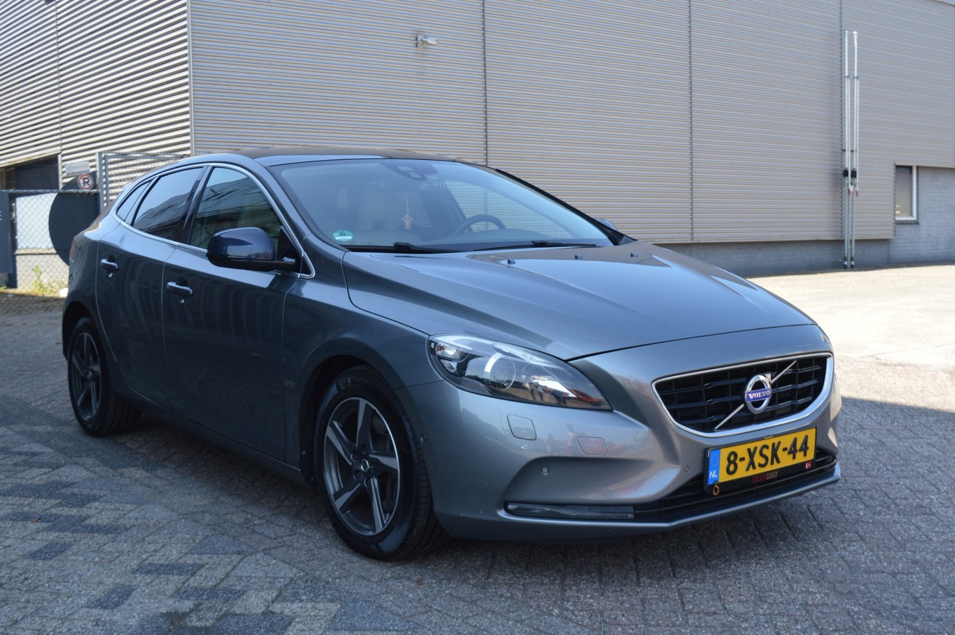 Volvo V40 2.0 D4 Ocean Race Business leer pan.dak mooie auto, Voorwielaandrijving, Euro 5, Beige, Bedrijf