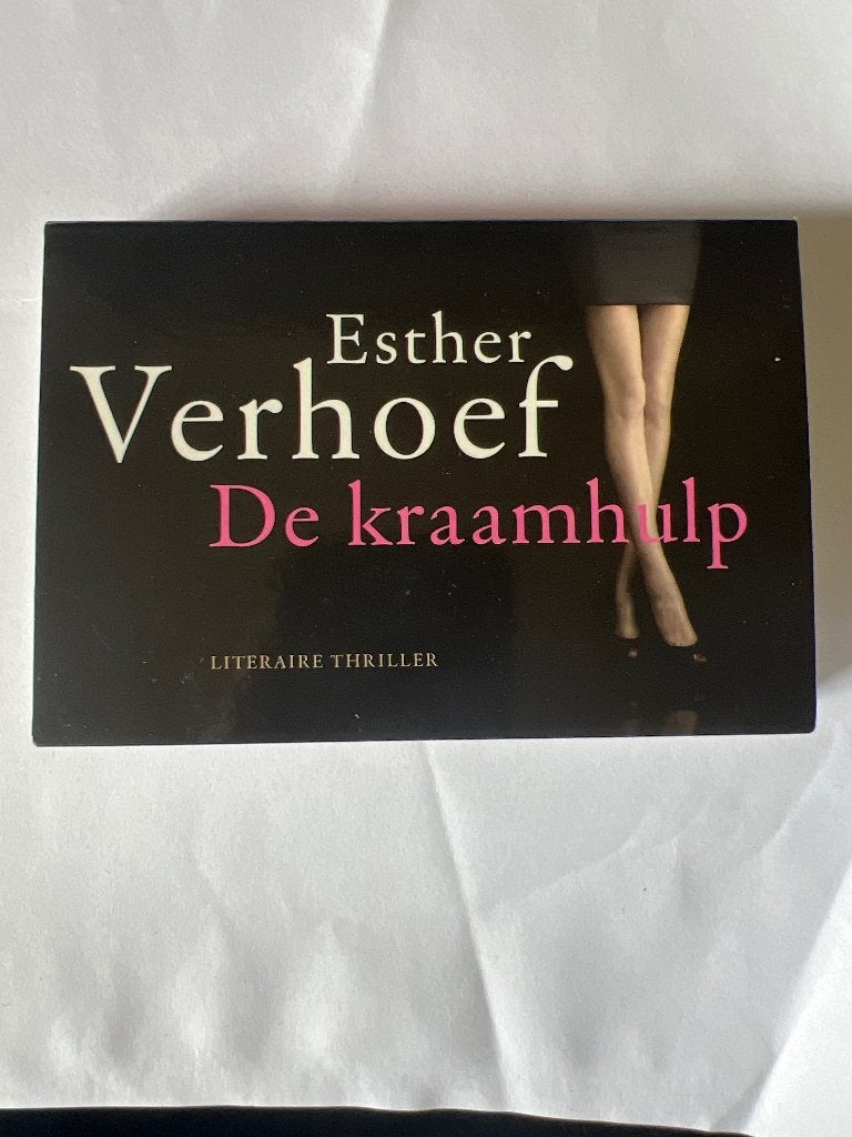 Esther Verhoef – De Kraamhulp Dwarsligger 296, Ophalen of Verzenden, Zo goed als nieuw, Esther Verhoef, Nederland