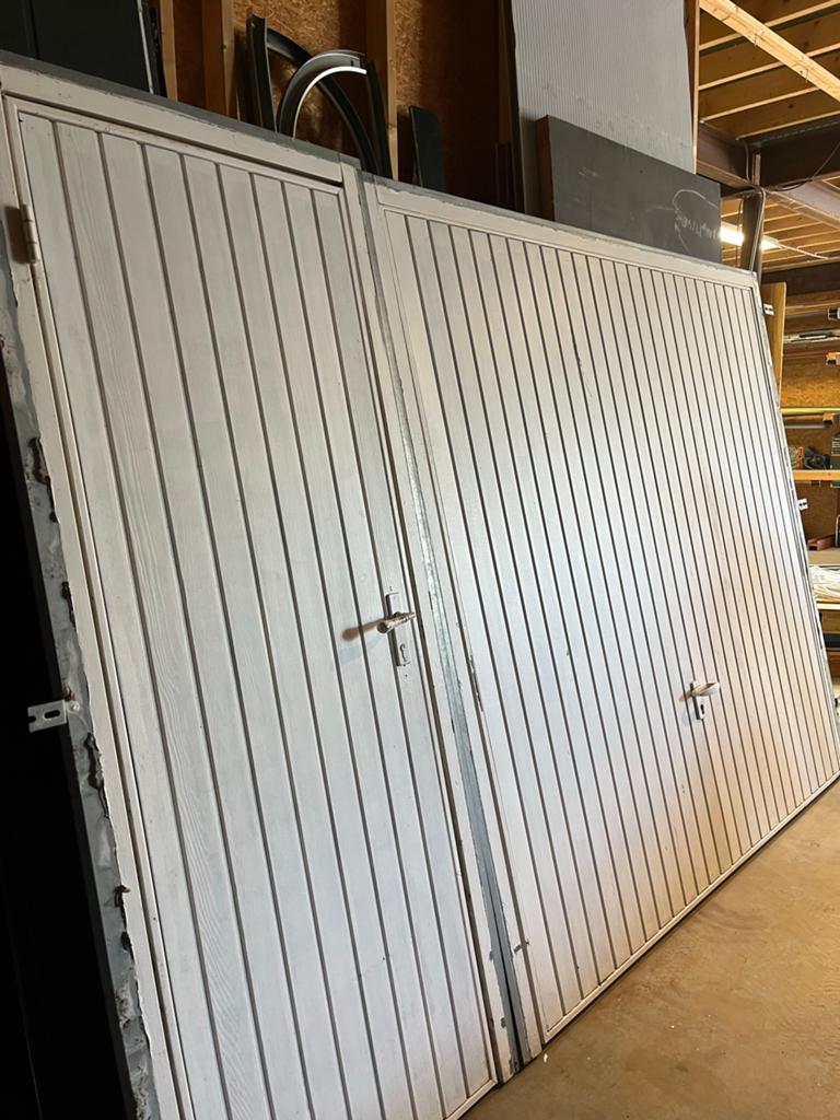 Kanteldeur met loopdeur, Ophalen, Gebruikt, 120 cm of meer, Garagedeur