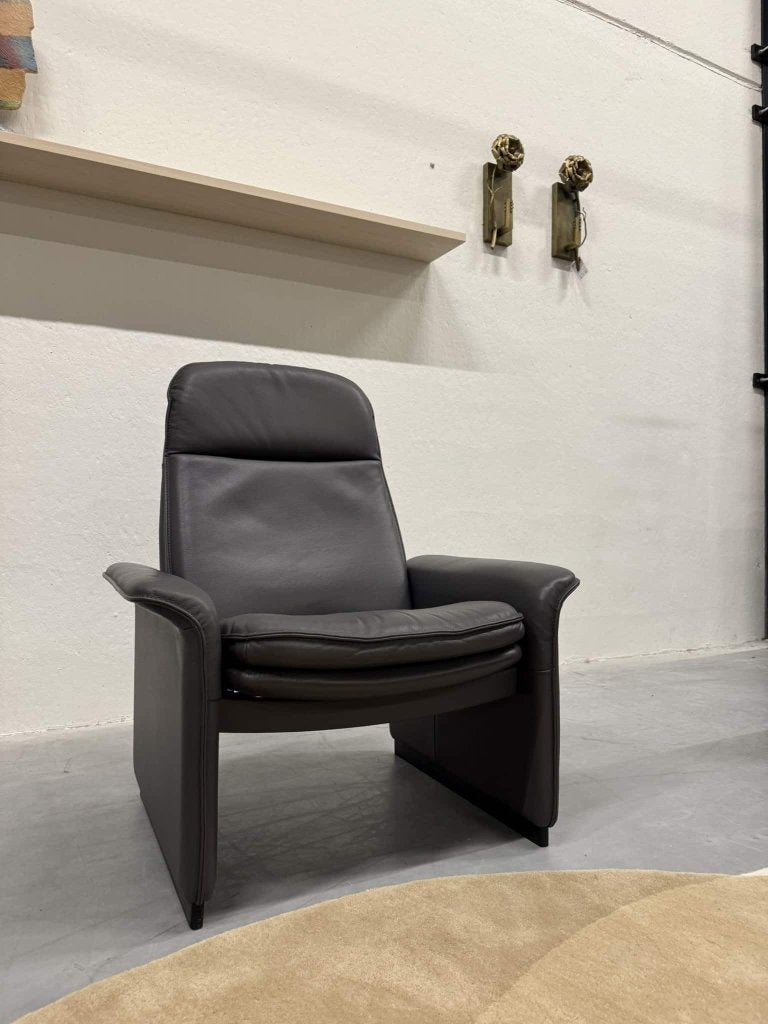Als nieuw De Sede 50 Fauteuil grijs Living leer Design stoel, De Sede, Ophalen of Verzenden, Zo goed als nieuw, 75 tot 100 cm