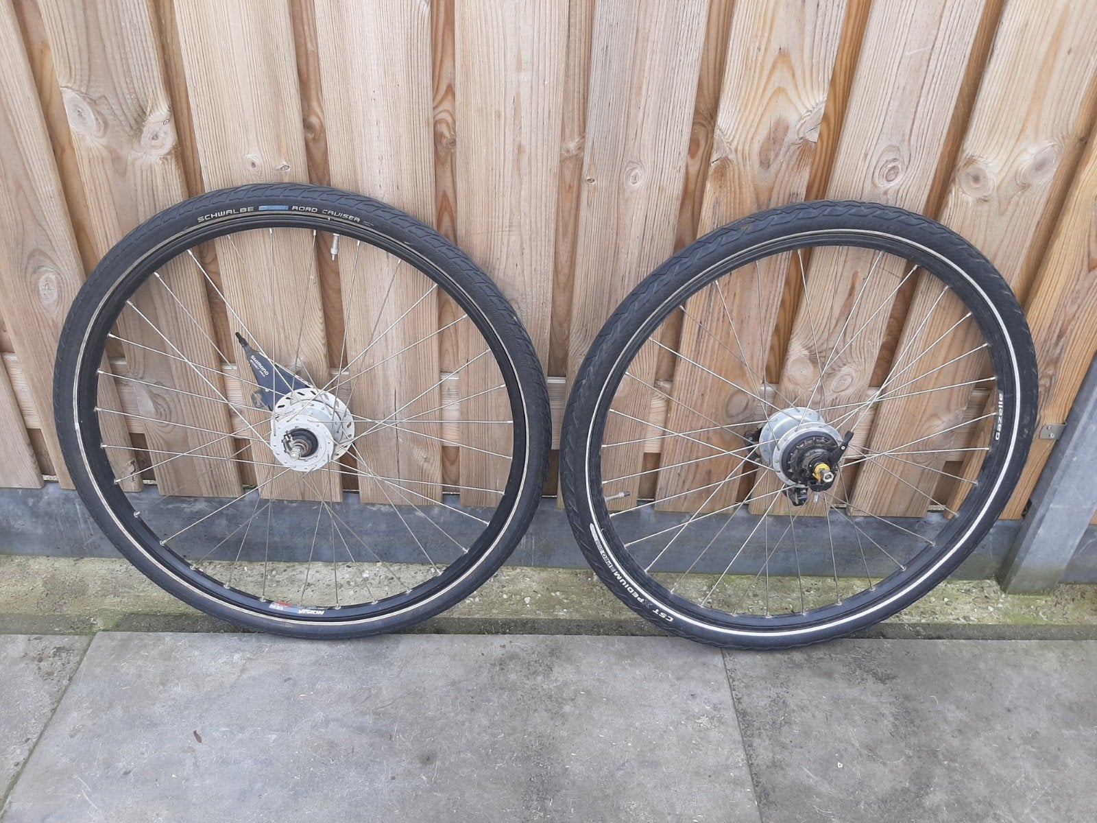 setje 28 inch wielen shimano nexus 8 versn handrem naafdynam, Fietsen en Brommers, Wiel, Shimano Nexus, Ophalen of Verzenden, Zo goed als nieuw