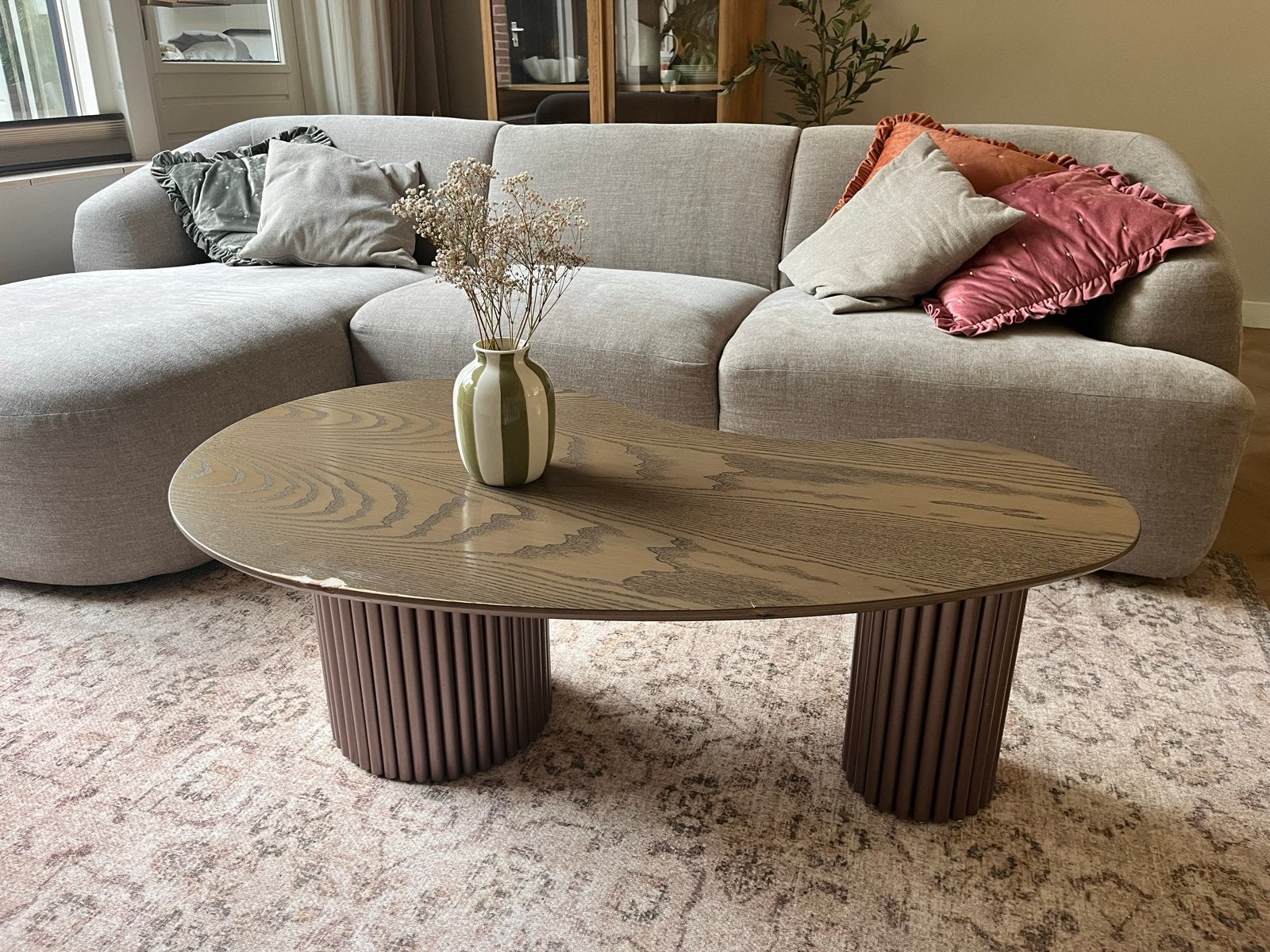 Unieke salontafel met organische vorm, Huis en Inrichting, Ophalen, Gebruikt, 100 tot 150 cm, 50 tot 100 cm