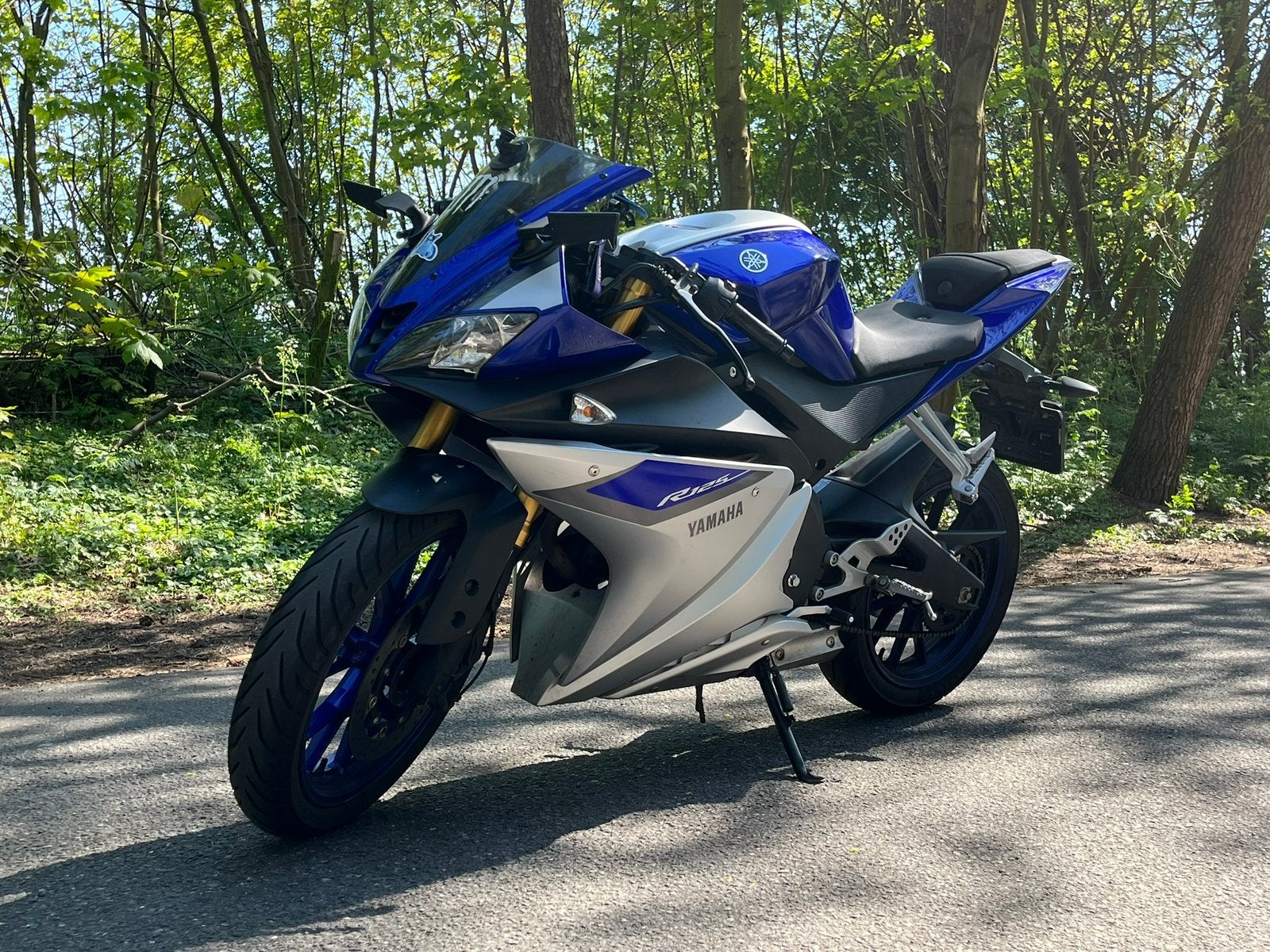 Yamaha yzf r125, Motoren, Ophalen
