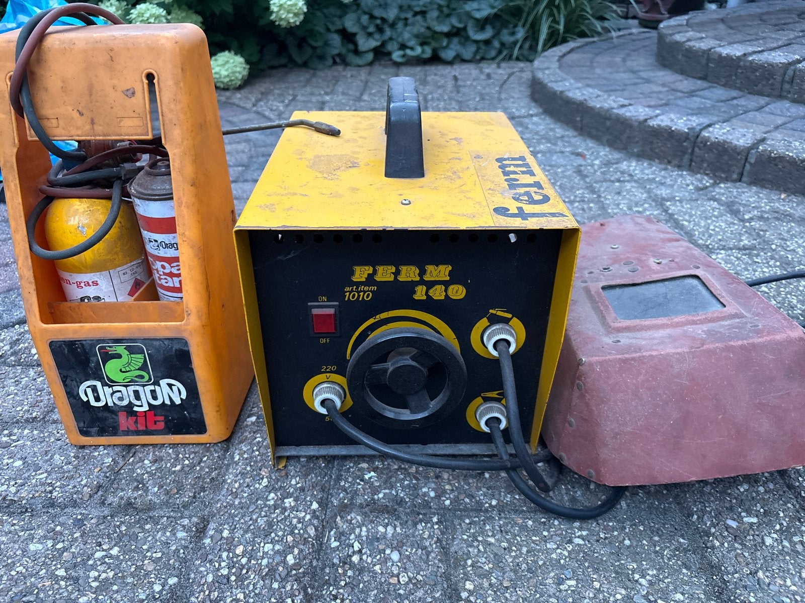 Ferm Lasapparaat met laskap en autogeenlas set, Ophalen of Verzenden, Gebruikt, Minder dan 150 ampère, Elektroden