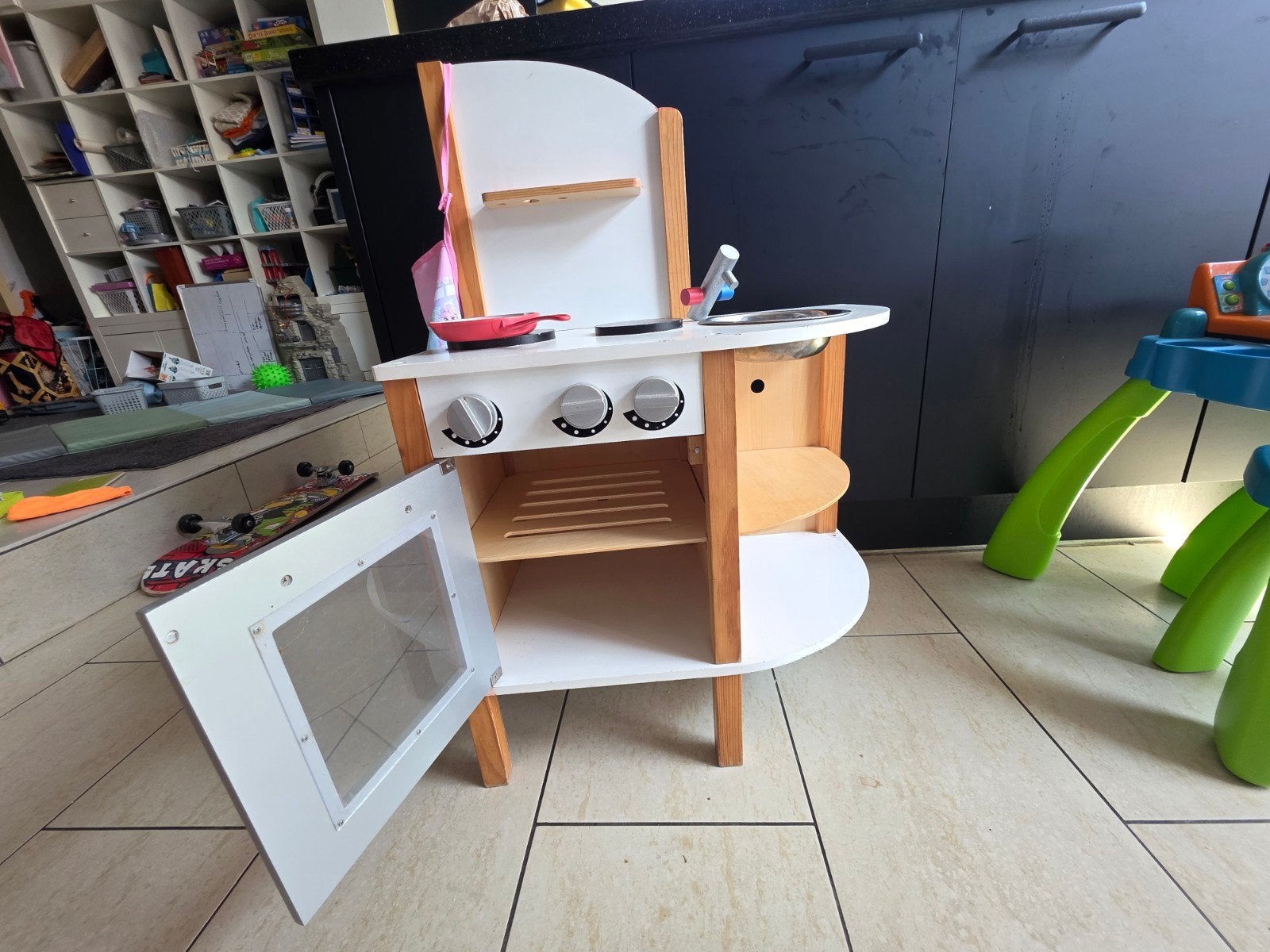 Houten kinderkeuken met uitgebreide accessoires set, Kinderen en Baby's, Ophalen, Gebruikt, Hout, Speelkeuken