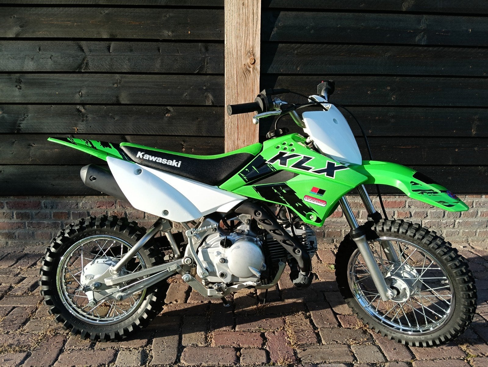 Kawasaki KLX 110R, Fietsen en Brommers, Ophalen, Zo goed als nieuw, 110 cc, 4 versnellingen
