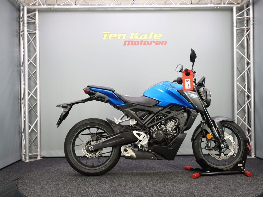 Honda CB 125 R, Motoren, Bedrijf, 125 cc, 11 kW of minder, ABS