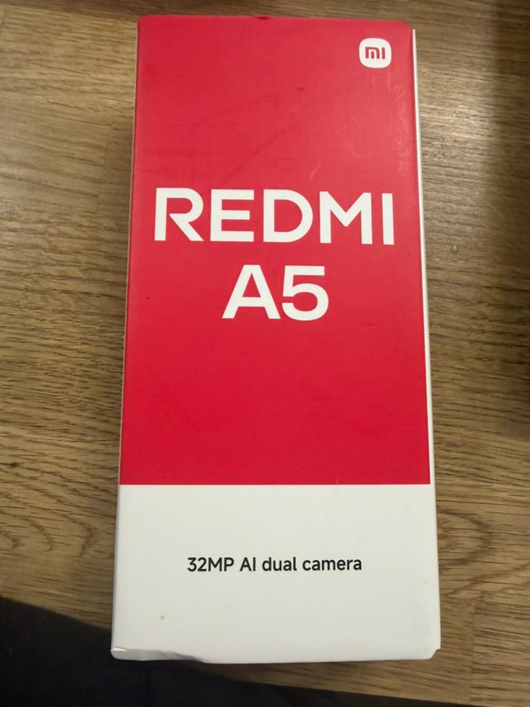 Telefon Redmi A5 en Xiaomi Watch S4, Sieraden, Tassen en Uiterlijk, Smartwatches, Ophalen of Verzenden, Zo goed als nieuw, Zwart