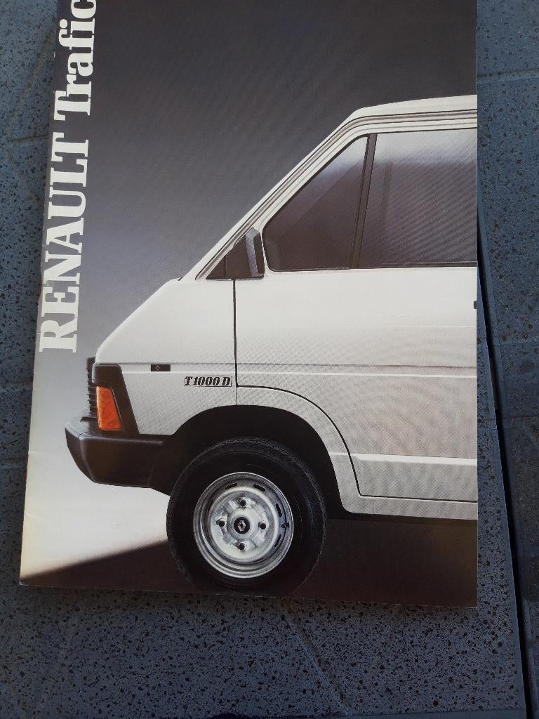 folder Renault Trafic modeljaar 1987, Ophalen of Verzenden, Zo goed als nieuw, Renault