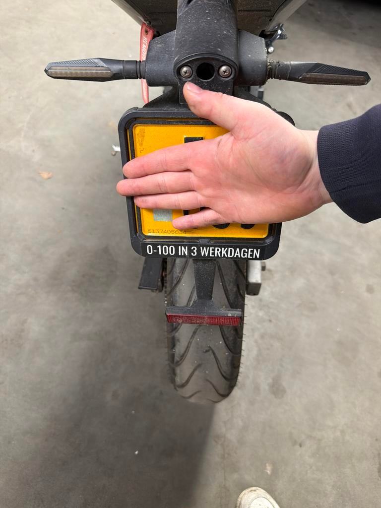Custom brommer kentekenstickers - Uniek en persoonlijk, Fietsen en Brommers, Ophalen of Verzenden, Nieuw