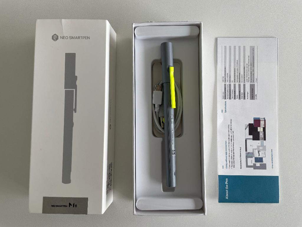 neo smartpen M1 en notitieblok, Diversen, Notitieboeken, Ophalen of Verzenden, Uitwisbaar, Zo goed als nieuw, A5