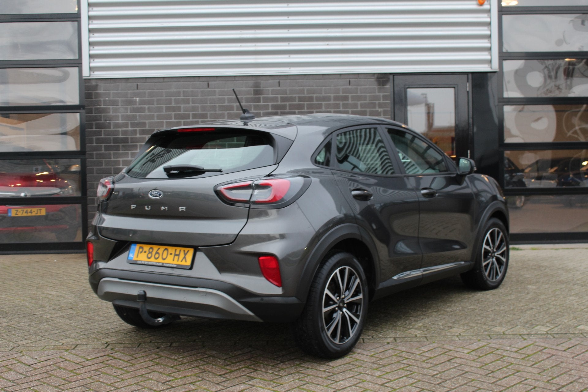 Ford Puma 1.0 EcoBoost Titanium / Carplay / LED / Navigatie, Auto's, Dealer onderhouden, Stof, Met garantie (alle), 1226 kg