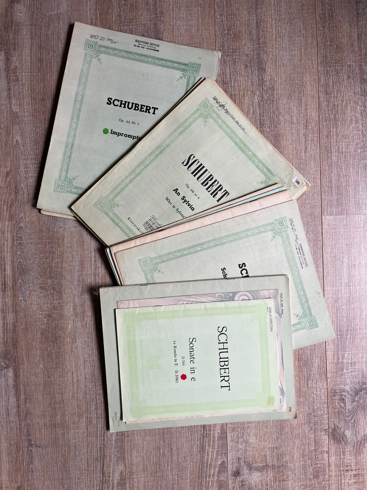 Schubert - klavarskribo - 5 cent per pagina, Muziek en Instrumenten, Gebruikt, Klassiek, Ophalen of Verzenden, Artiest of Componist