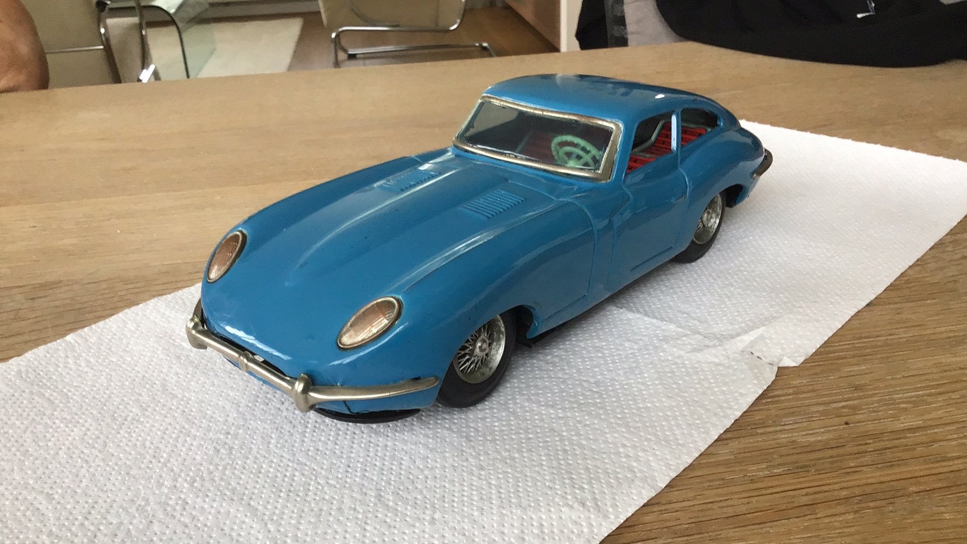 Jaguar XKE 2-door Coupe, 1960 TAKATOKU Japan, Antiek en Kunst, Antiek | Speelgoed, Ophalen of Verzenden