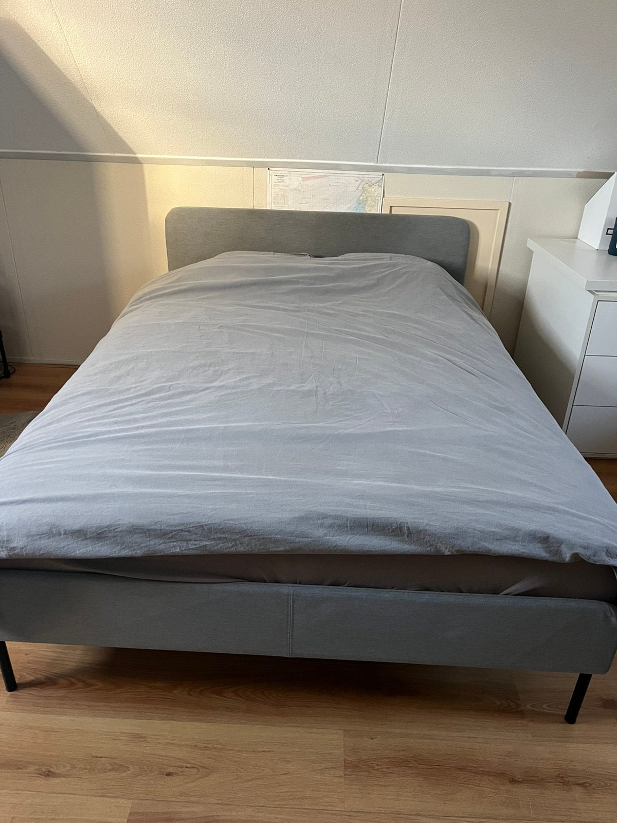 Bed Ikea slattum140x200, Ophalen, Tweepersoons, 140 cm, Zo goed als nieuw