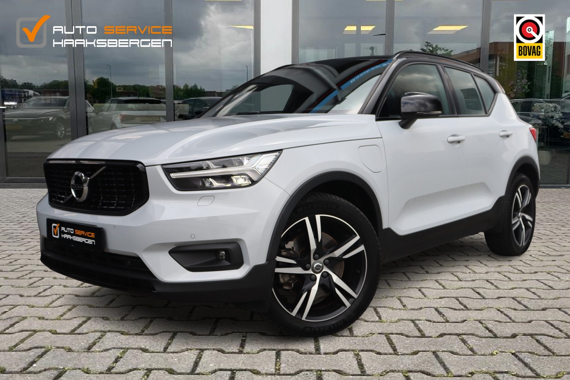 Volvo XC40 1.5 T5 Recharge R-Design | Camera | Memory | 19 I, Auto's, Volvo, Zwart, Wit, Plug-in hybride, Bedrijf