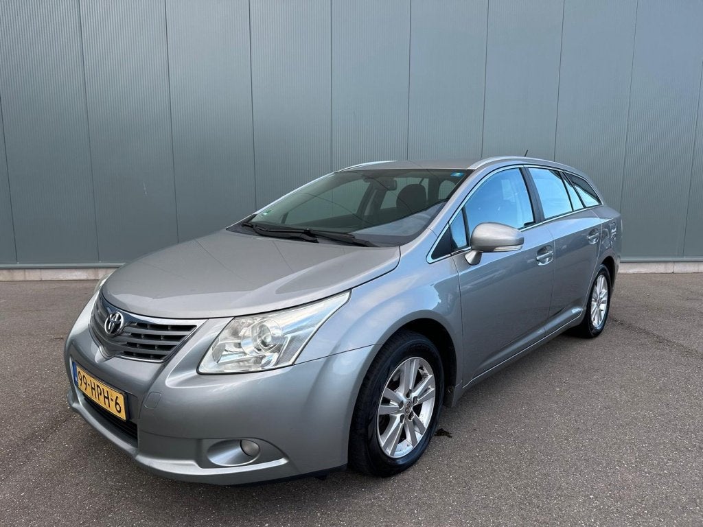 Toyota Avensis Wagon 1.8 VVTi Dynamic CLIMA | NAVI | TREKHAA, Auto's, 1385 kg, 15 km/l, Avensis, 4 cilinders