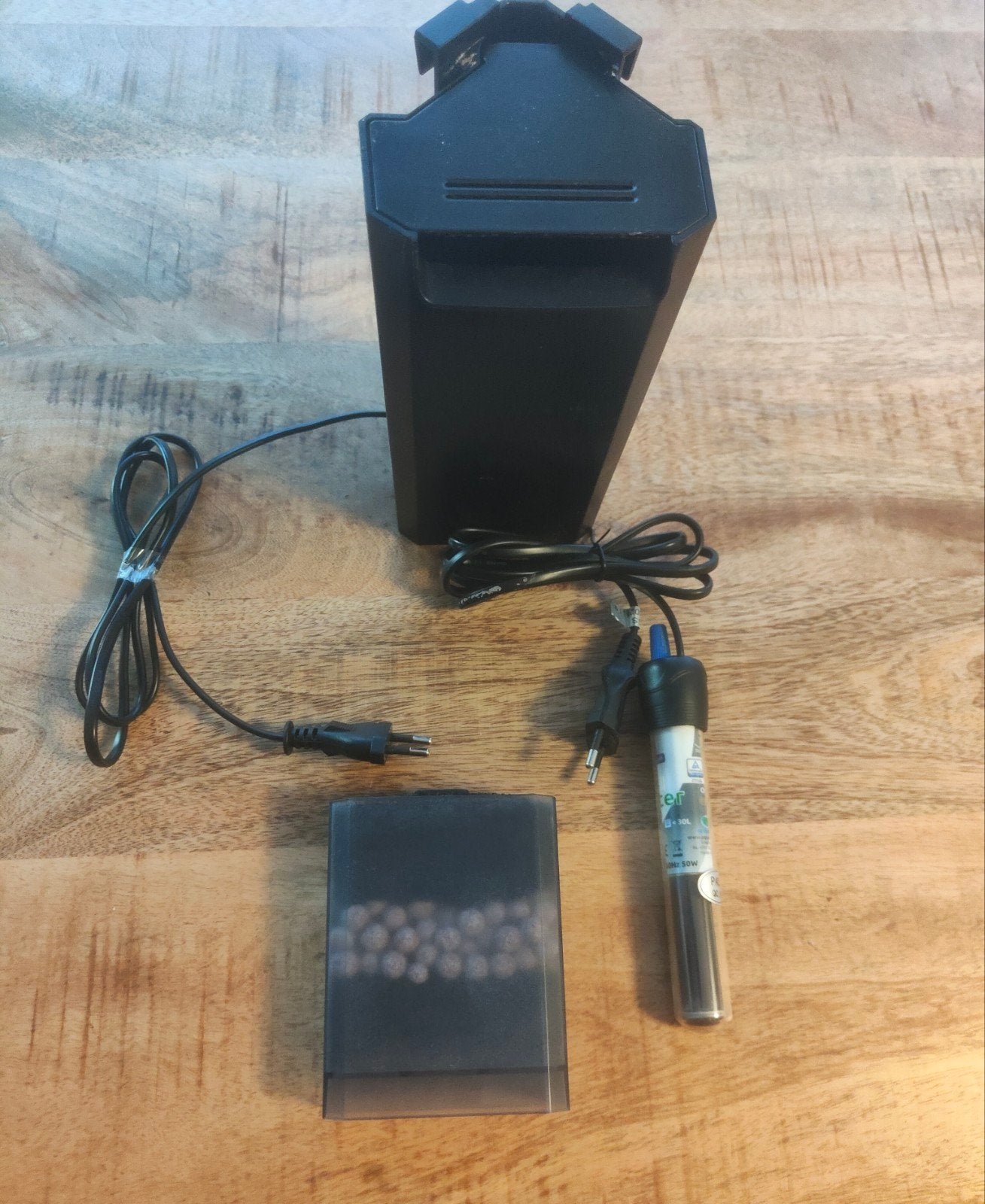 SuperFish QubiQ 60 Pro Filterset & Eco Heater 50W, Ophalen of Verzenden, Zo goed als nieuw, Verlichting of Verwarming