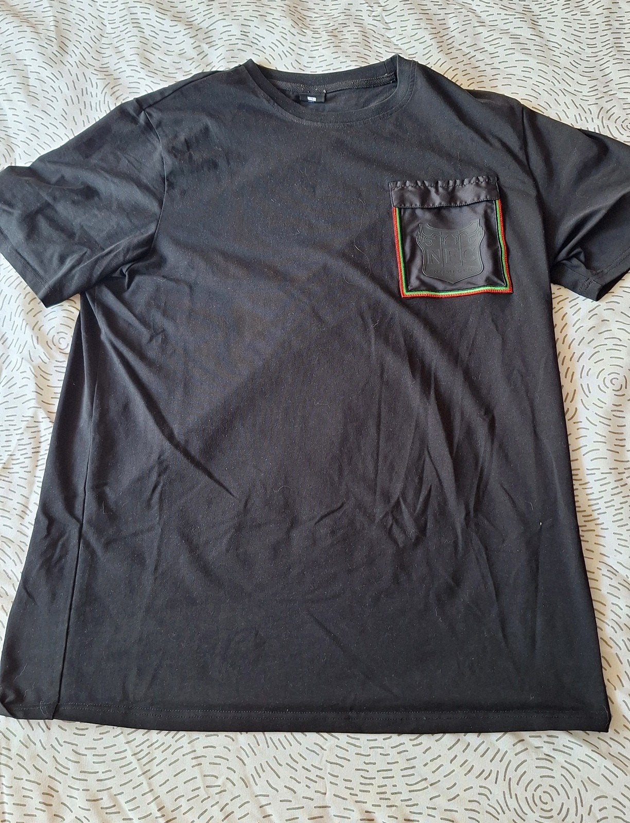 NEC Nijmegen Presentatie T-shirt en Short - Maat L, Ophalen of Verzenden
