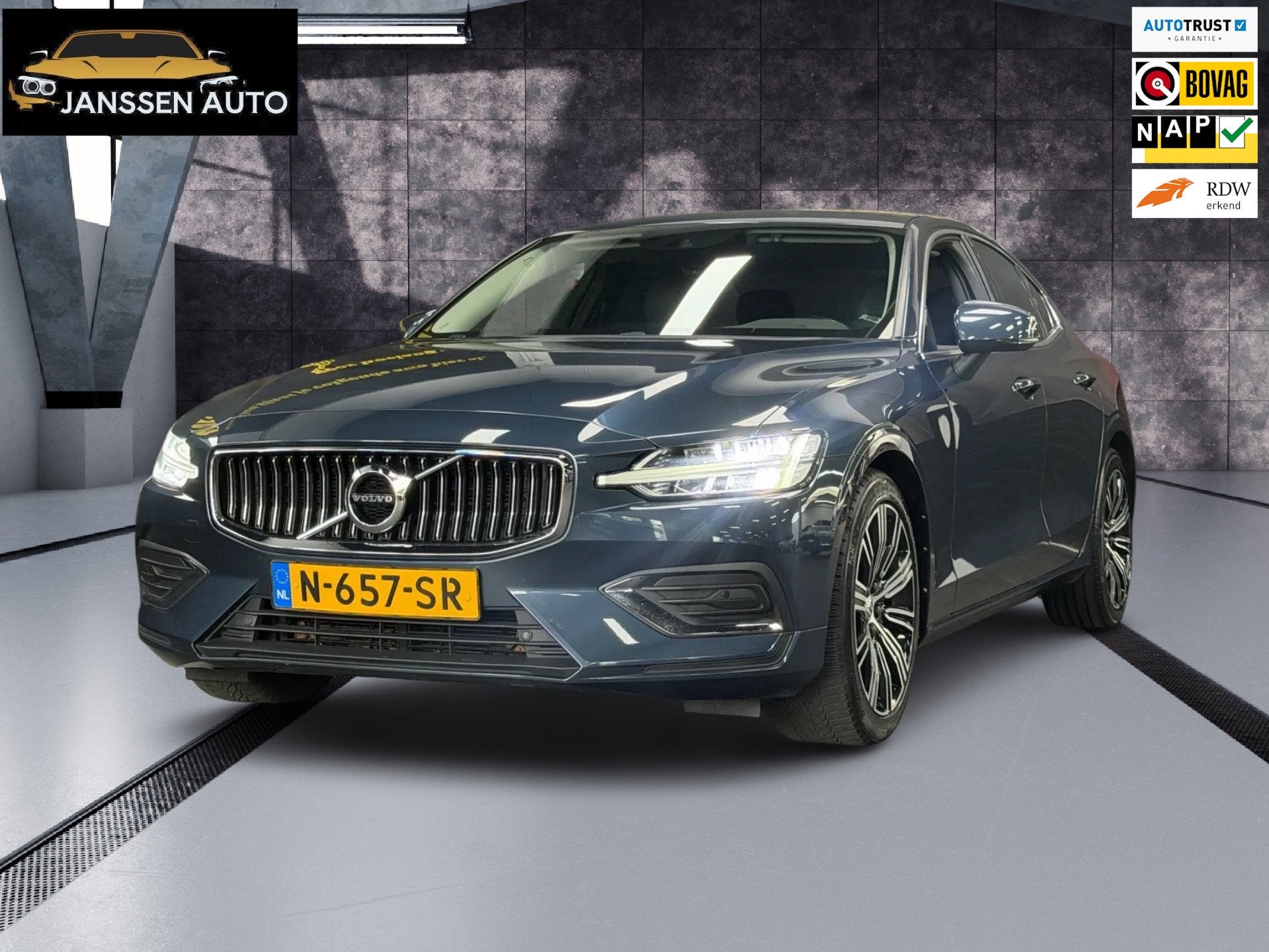 Volvo S60 2.0 B4 Mild Hybrid Inscription | Memory | Camera |, Auto's, Volvo, 4 cilinders, 1969 cc, Blauw, S60