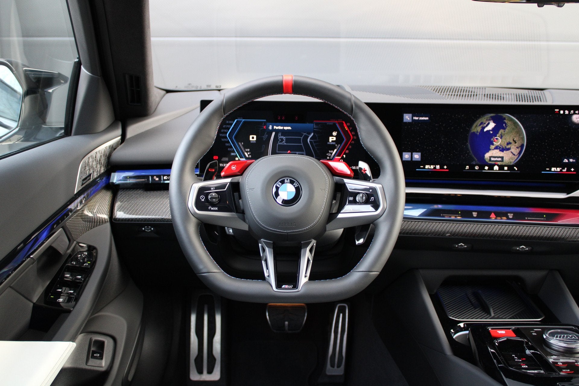 Foto 27 van BMW 5 Serie Touring M5 | KERAMISCH | BTW | M-DRIVE PROFESSIO