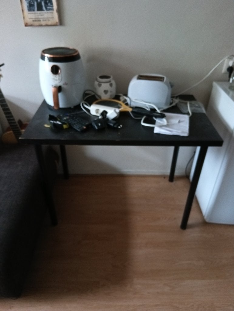 Eenvoudige tafel, zijtafel, gratis, Ophalen, Gebruikt, 50 tot 100 cm, 50 tot 100 cm