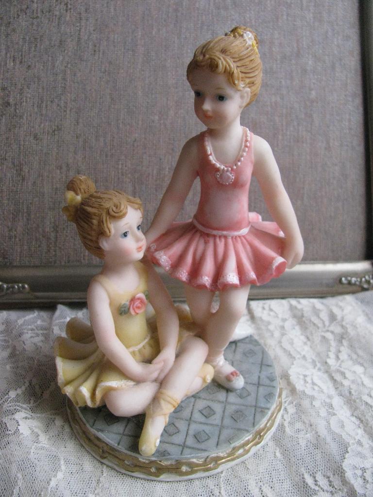 Ballet Beeldje - Ballerina Kinderen 12.5 x 8.5 cm, Antiek en Kunst, Verzenden