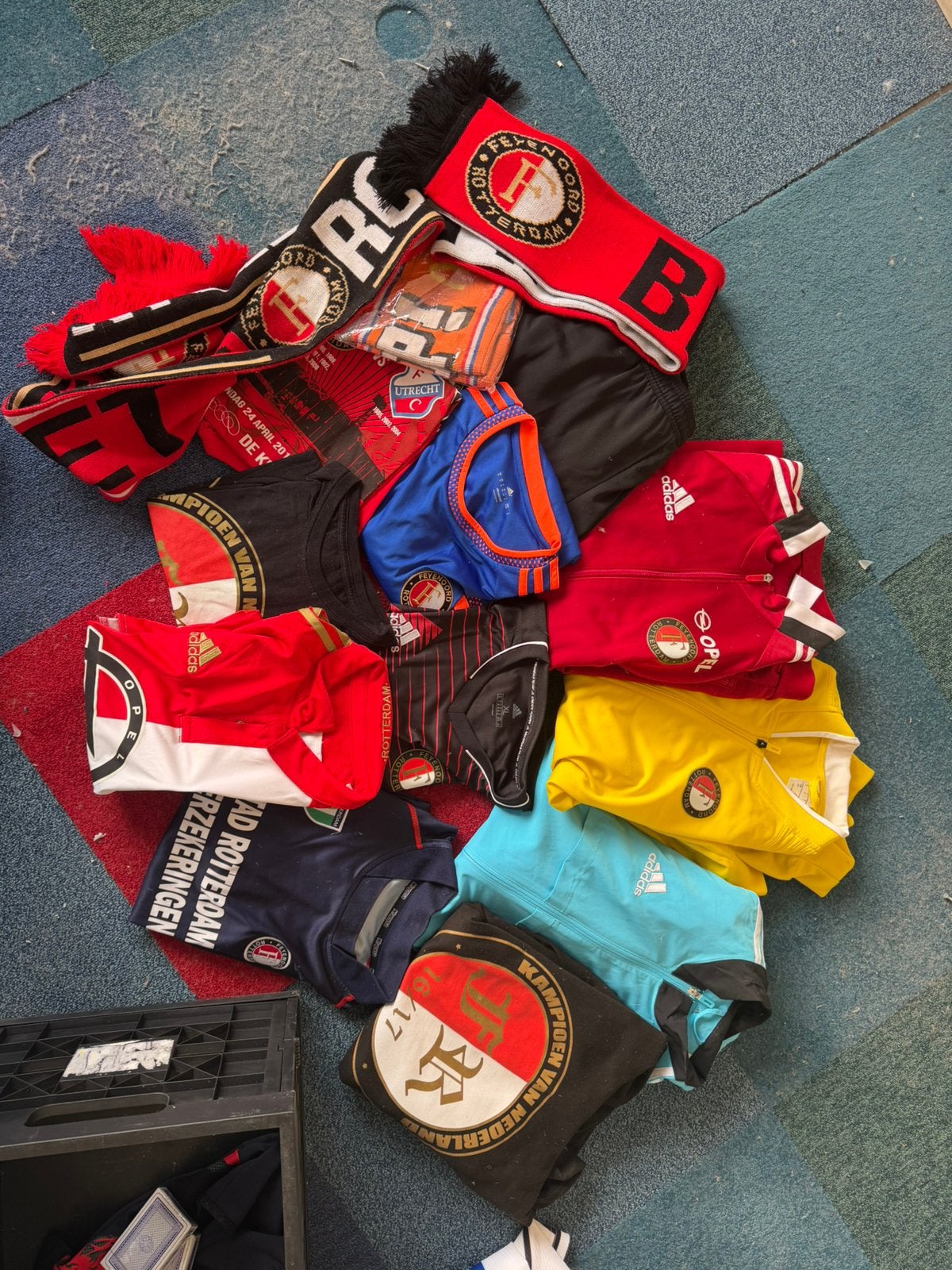 Feyenoord kleding, Ophalen of Verzenden, Zo goed als nieuw, Zwart, Voetbal