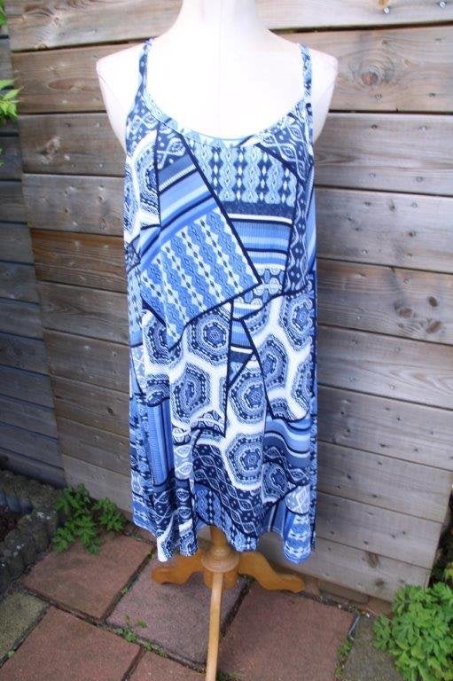 Tuniektop blauw Magna mt 48-50 a lijn Vaste prijs, Kleding | Dames, Blauw, Maat 46/48 (XL) of groter, Ophalen of Verzenden, Zonder mouw