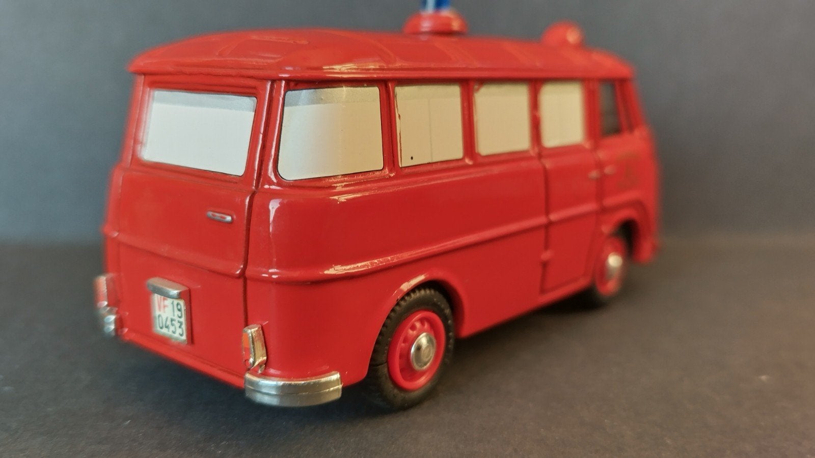 Alfa Romeo F12  Ambulance Vigli de Fueco  1:43 Off 43 Pol, Overige merken, Auto, Verzenden, .
