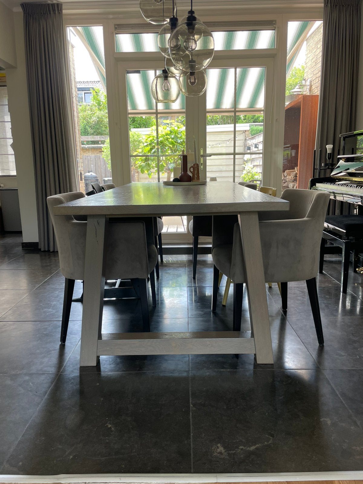 Massief eiken tafel 230x100, Ophalen, Gebruikt, Eikenhout, 200 cm of meer