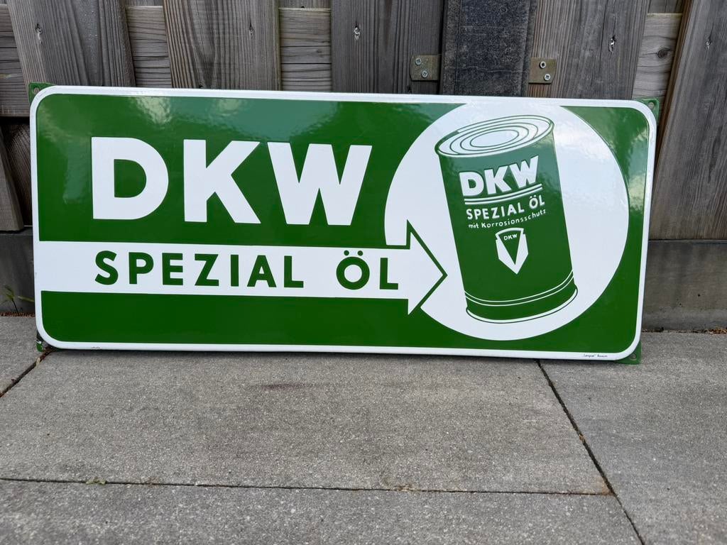 DKW emaille reclamebord, Reclamebord, I, Ophalen of Verzenden, Zo goed als nieuw