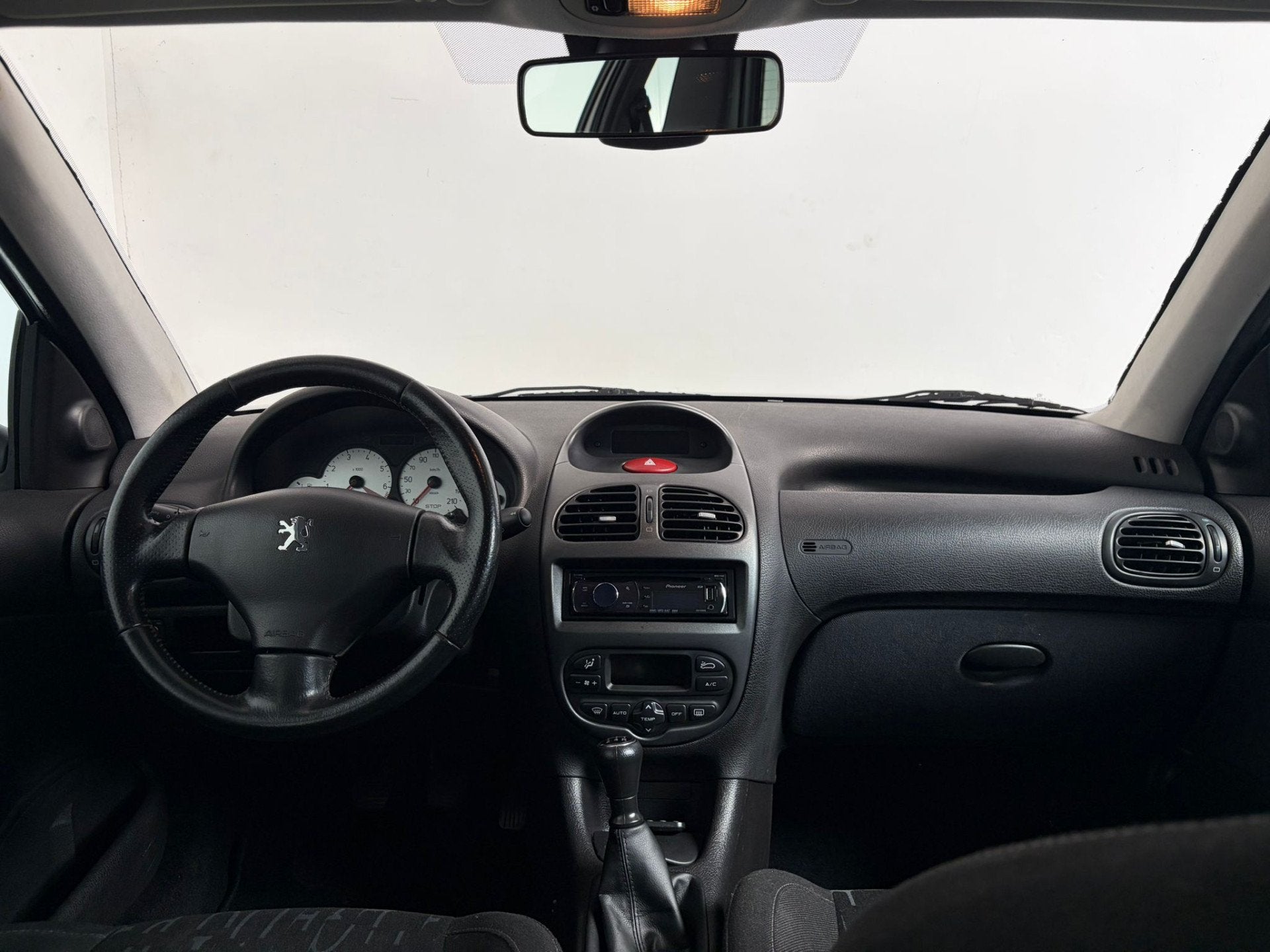 Peugeot 206 SW 1.6-16V XS Pack. Trekhaak! (bj 2004), Voorwielaandrijving, 4 cilinders, Origineel Nederlands, Handgeschakeld