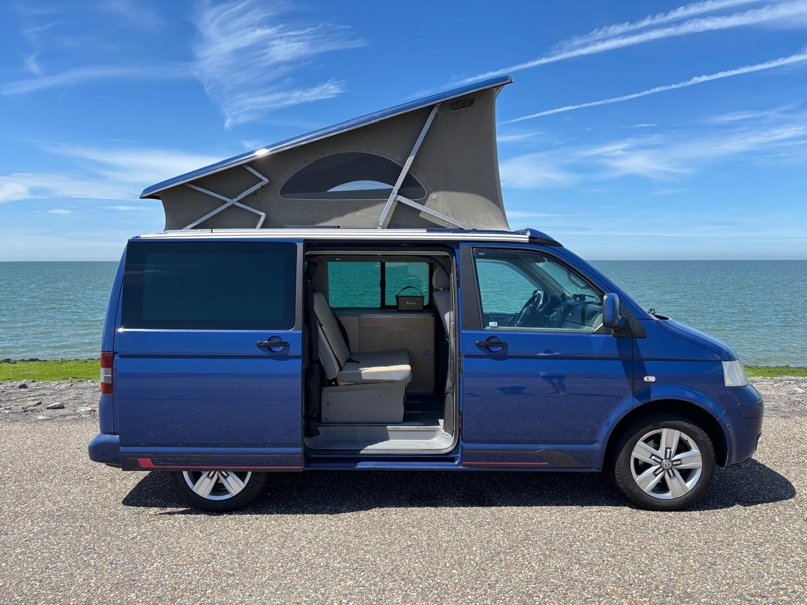 VW T5 California 2.5 TDI - 2010 Euro5, Caravans en Kamperen, Campers, Airbags, Volkswagen, Particulier, 4 tot 5 meter