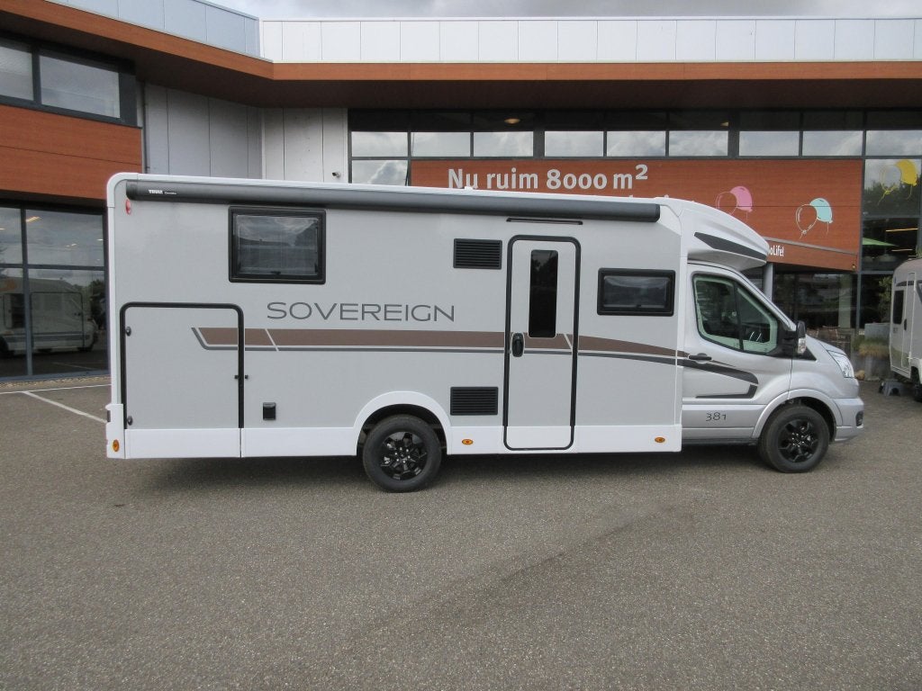 McLouis Sovereign 381 Queens bed / automaat, Caravans en Kamperen, Campers, Automaat, Chemisch toilet, Buitenlamp, Ford