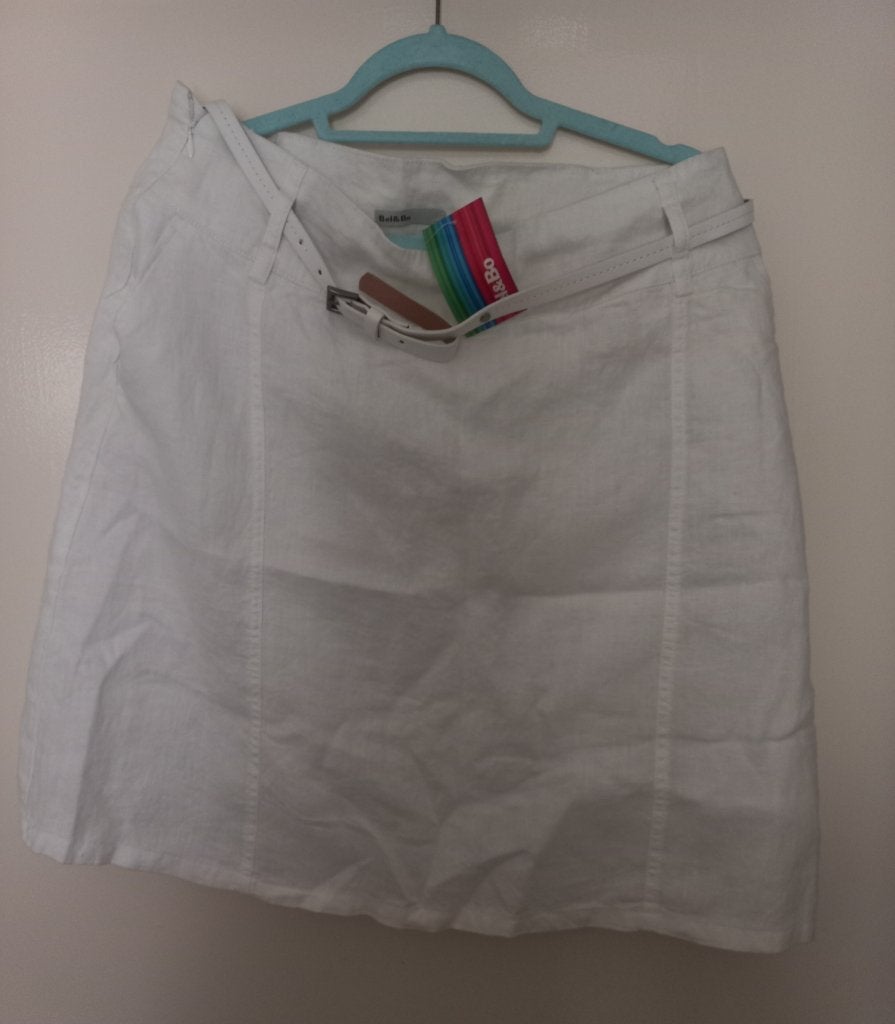 Nieuwe witte linnen rok Bel & Bo maat 42, Kleding | Dames, Wit, Nieuw, Ophalen of Verzenden, Onder de knie