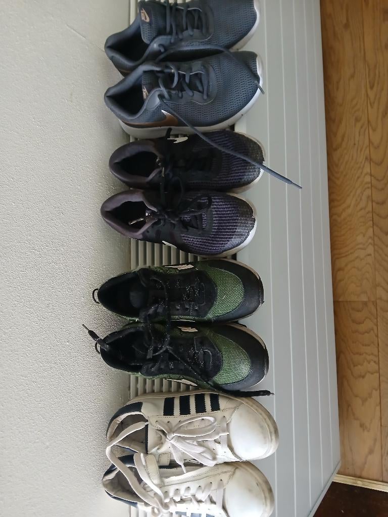 Schoenen sportschoenen nike maat 36 38 schoenen, NIKE, Gebruikt, Ophalen of Verzenden, Jongen of Meisje