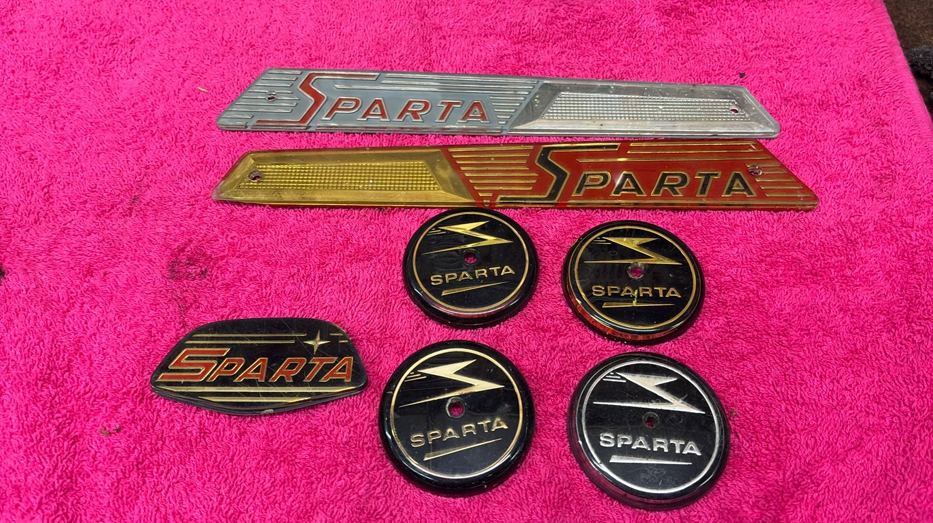 Sparta bromfiets emblemen., Ophalen of Verzenden, Zo goed als nieuw, Sparta