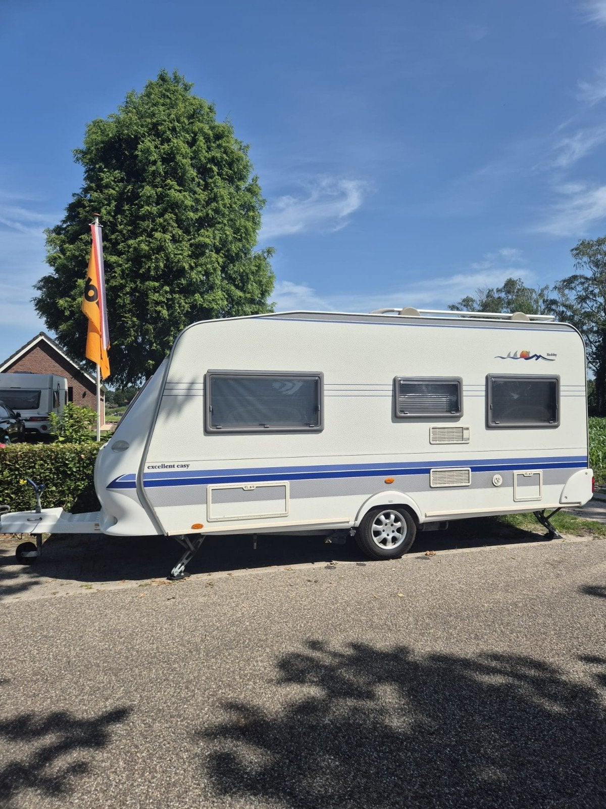 Hobby excellent easy 460 UFe  2005, Caravans en Kamperen, Rondzit, Frans bed, 6 tot 7 meter, Tot en met 4