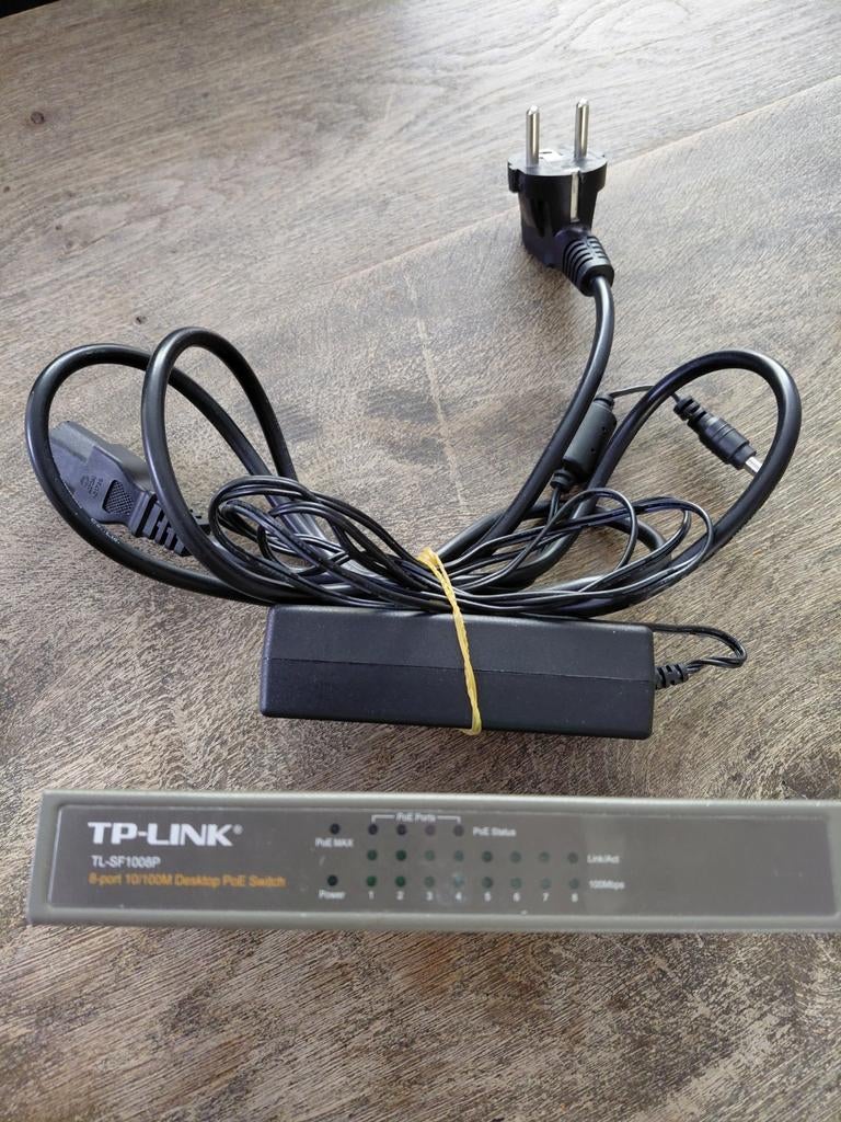TP-Link TL SF1008P, Ophalen of Verzenden