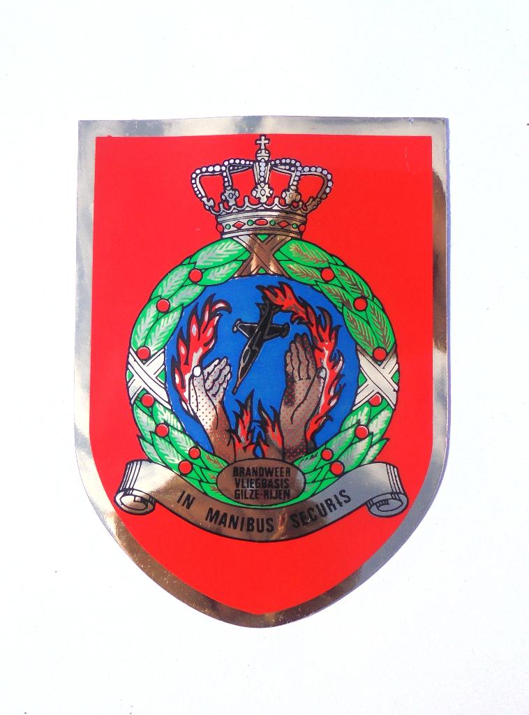 Oude retro Sticker Brandweer Vliegbasis Gilze-rIjen met NF-5, Ophalen of Verzenden, Luchtmacht, Nederland, Embleem of Badge