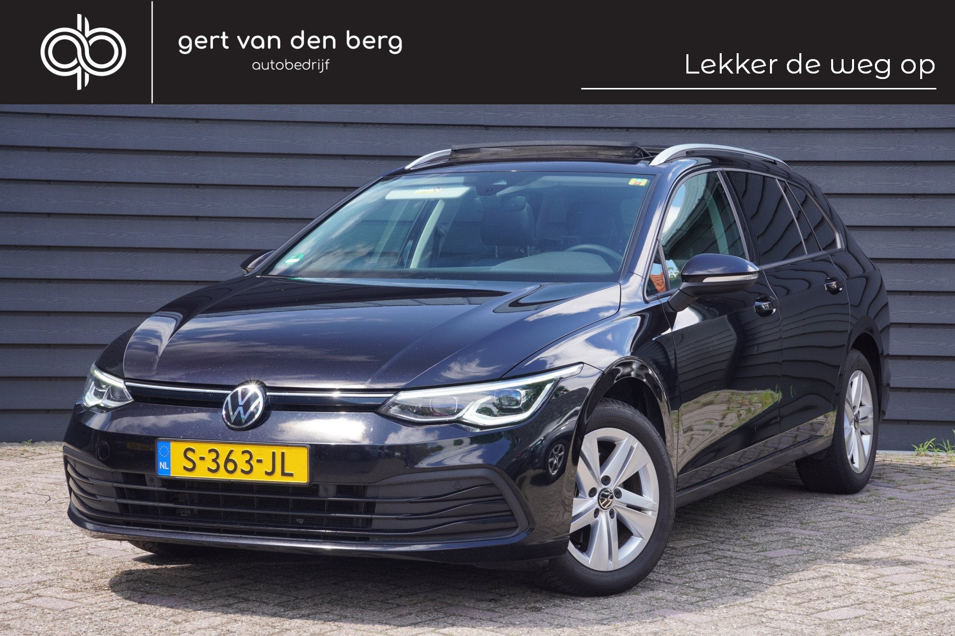 Volkswagen Golf Variant 1.0 eTSI Life Business - PANODAK - A, Auto's, Stof, Gebruikt, Zwart, 19 km/l