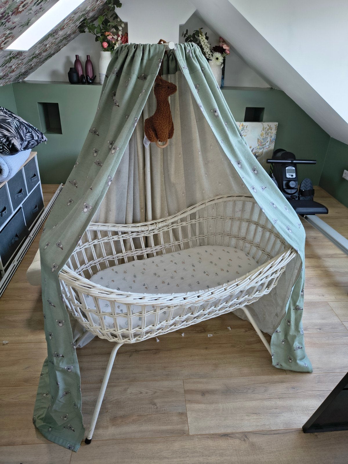 Gratis Vintage Wieg met Hemeltje, Matras en Muziekdoosje Lam, Ophalen, Gebruikt, Matras