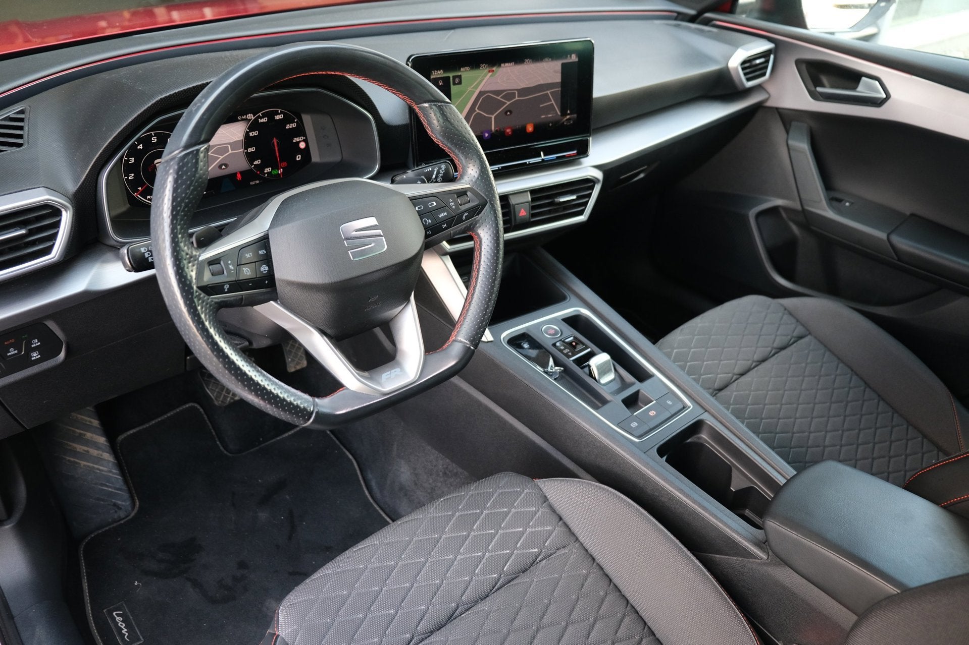SEAT León
