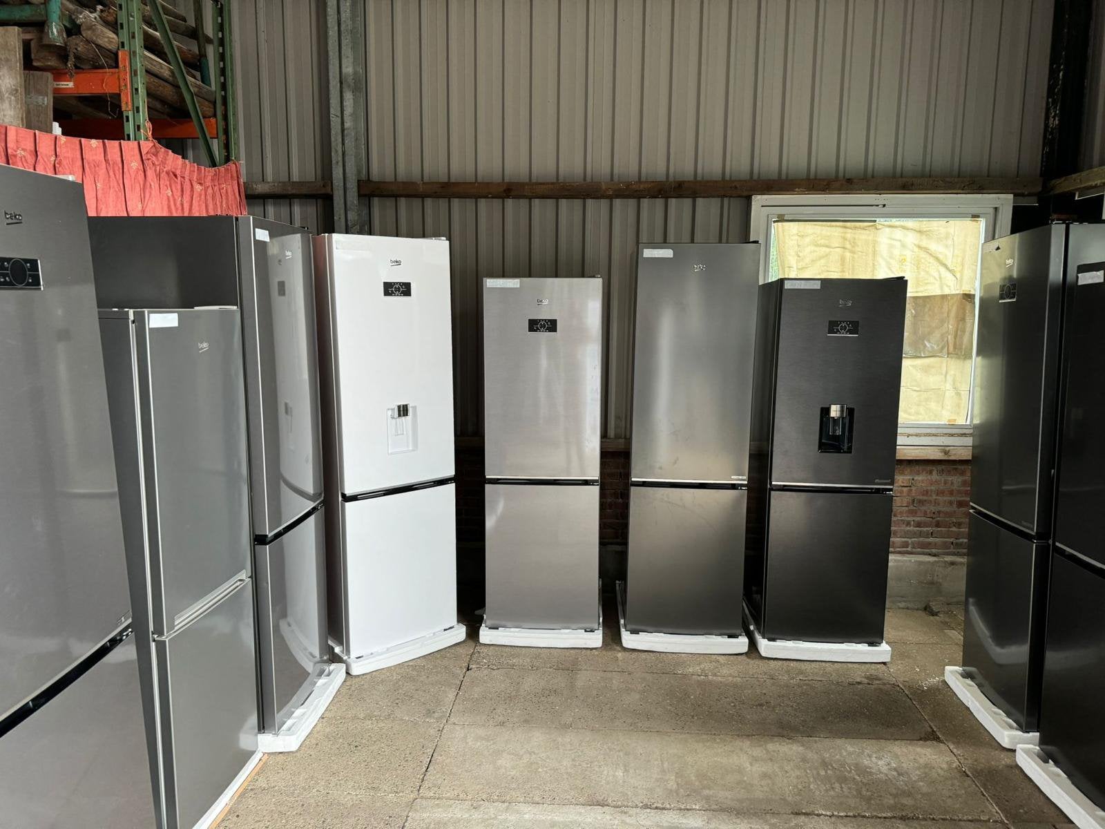 Nieuwe Koelvriescombinaties A++ – No Frost – 1 Jaar Garantie, Tuin en Terras, Ophalen of Verzenden, Nieuw, Elektrisch